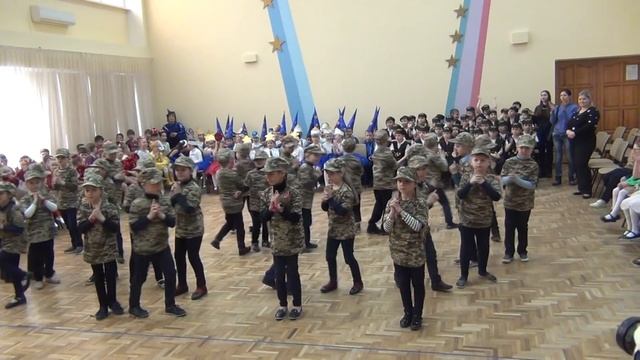 Флешмоб 1-ые классы. Одесса , Школа №13 . Видео.2 смотреть онлайн