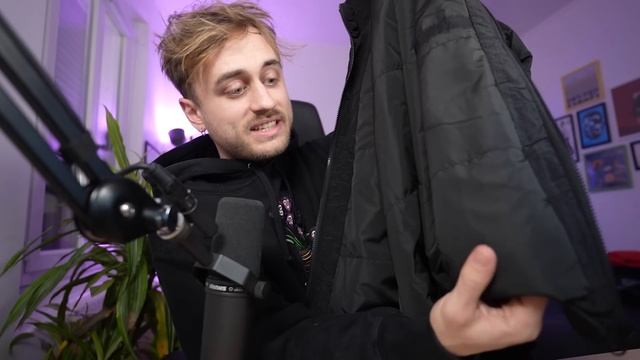 400€ CORTEIZ VS 400€ TRAPSTAR ? смотреть онлайн