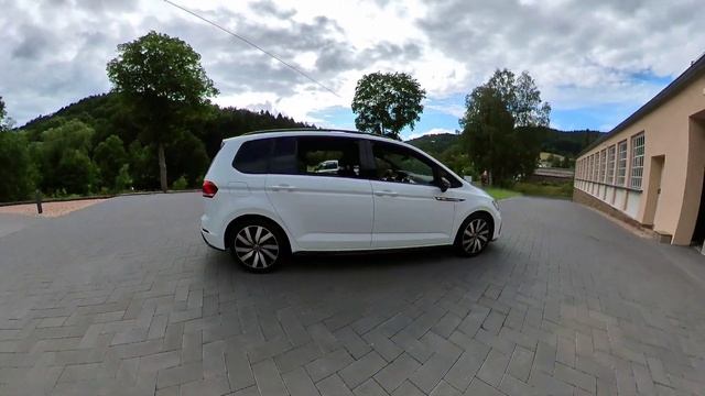 VW Touran 2.0 TDi R-Line EZ 12/2020, Www.AJ-AUTOMOBILE.de
