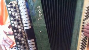 Разбор песни Ромашка белая на баяне