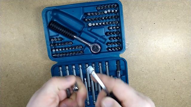 Отвёртка со сменными битами SKRAB 41604 смотреть онлайн