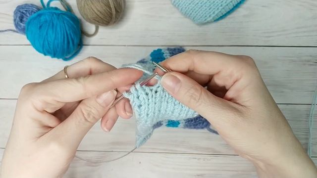 #чтоСвязатьИзОстатковПряжи ОСТАТКИ В ДЕЛО! Очень удобные носки из остатков пряжи!