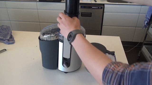 Philips HR1861 Saftpresser смотреть онлайн