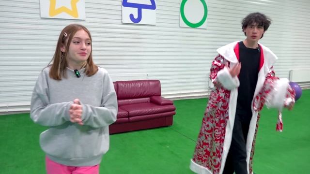Подписчики УПРАВЛЯЮТ нашей жизнью 24 часа! смотреть онлайн