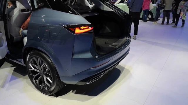 CHANGAN Z6, blue grey, Shanghai Autoshow 2023 смотреть онлайн