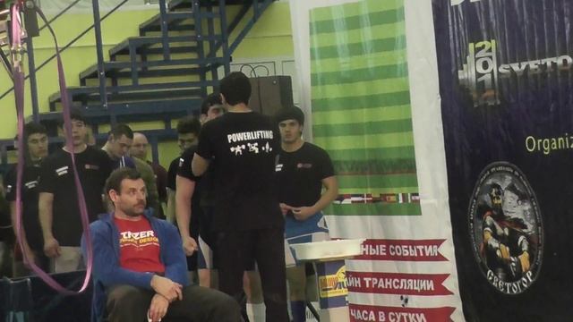 Вороков Руслан Мировой Рекорд по Становой Тяге 220кг (18-19 лет юноши) смотреть онлайн