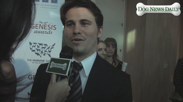 Jason Ritter - Celebrity Interview - 2012 26th Annual Genesis Awards with Dog News Daily™ смотреть онлайн