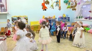Новогодний утренник в яслях