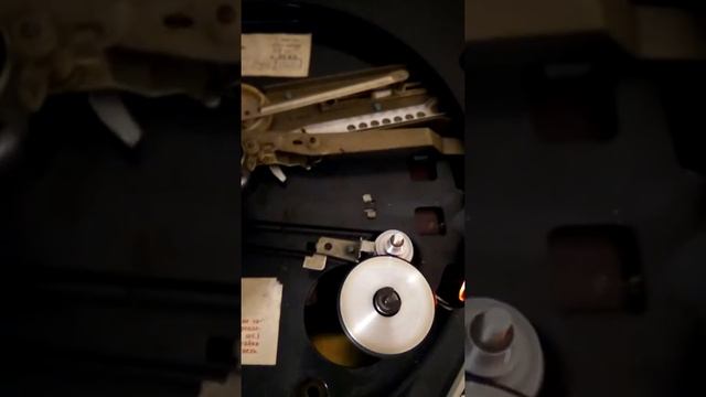 Аккорд-001 стерео первая версия ЭПУ. Грохот нештатного ролика на неосновных скоростях. смотреть онлайн