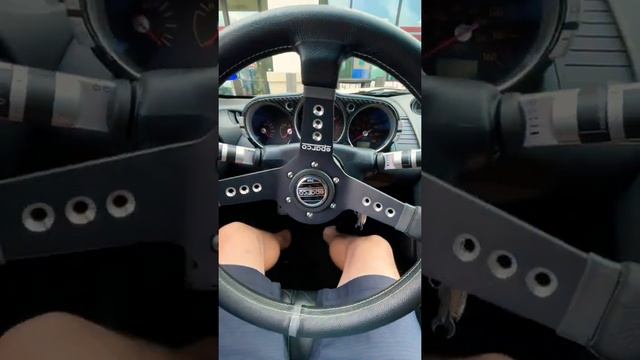 Nissan 350z Detachable Steering wheel #racing #350z #nissan #350znation #sparco смотреть онлайн
