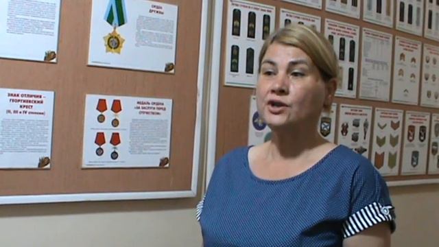 Набор контрактников в батальон ЯИК в Новотроицке, 13 7 2022 г (ВРиО военкома Т. Гудкова) смотреть онлайн