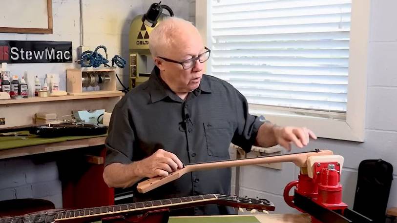 Анкер гитары, принципы работы и настройка прогиба грифа смотреть онлайн