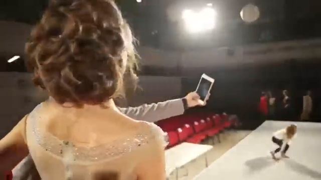 Ведущие Сергей Максимов и Наталья Халтурина смотреть онлайн
