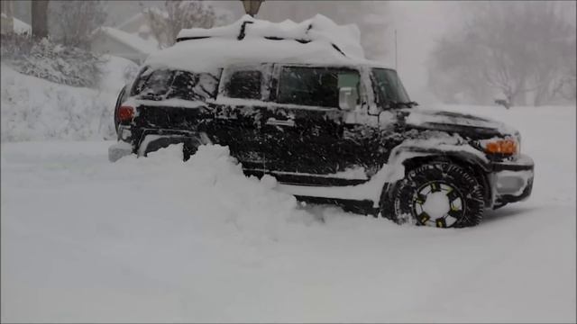Stock FJ Cruiser In The Snow