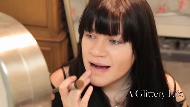 Basic Contouring And Highlighting Using A Few Of My Favorite MAC Products!