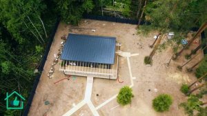 Каркасный дом с односкатной крышей и необычным дизайном