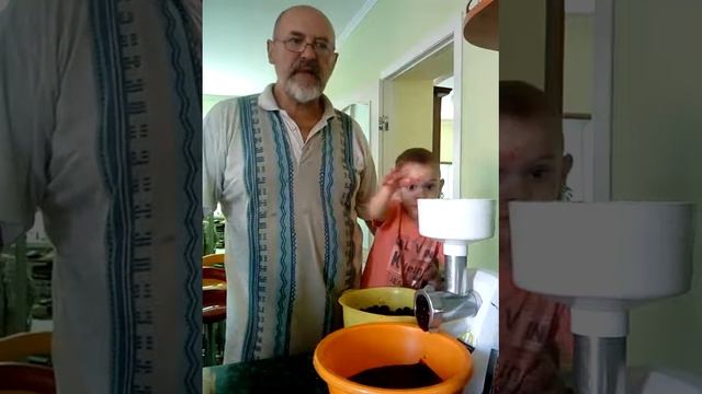 Ежевичный джем смотреть онлайн
