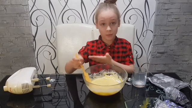 Кексы OREO VS Кексы Milka смотреть онлайн