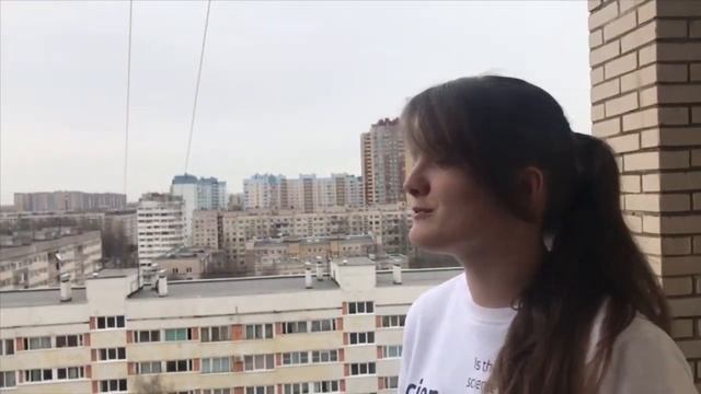 Эту песню все знают и поют | Вахтёры | Белые обои, чёрная посуда (cover) смотреть онлайн