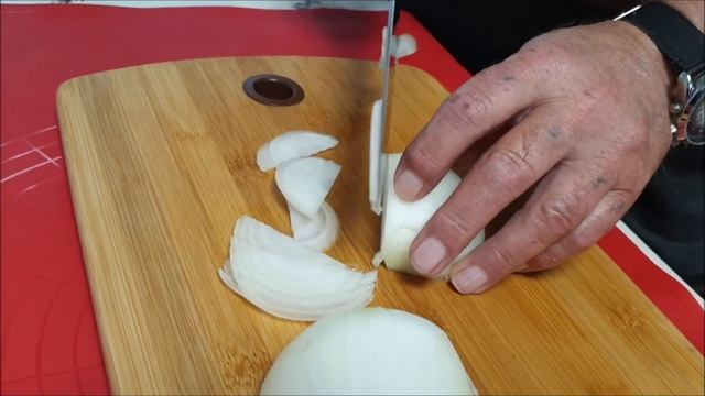 Говядина в духовке с луком самый простой рецепт нежнейшего мяса смотреть онлайн