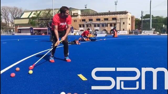 The SPUM demonstration: A shooting training tool for goalkeepers! смотреть онлайн