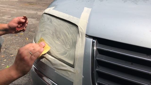 Полировка фар своими руками / простой способ / в домашних условиях / Passat b5 / смотреть онлайн