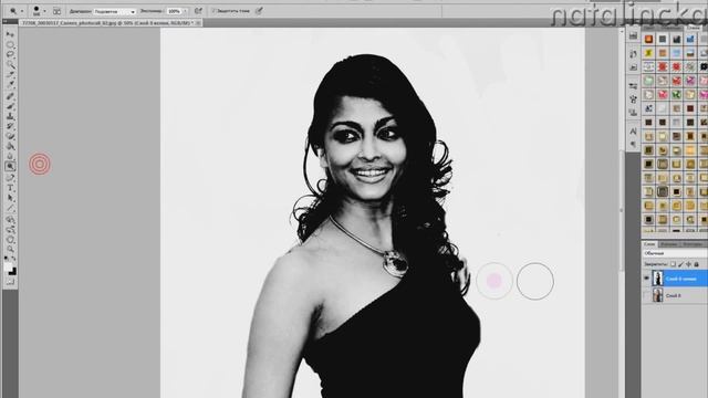 Создание ч/б маски из фотографии в Adobe Photoshop смотреть онлайн