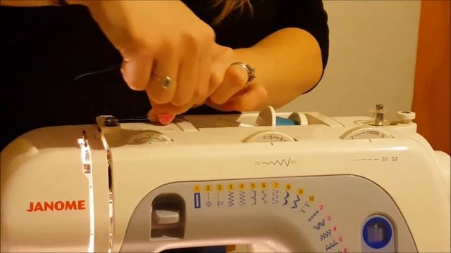 Winding A Bobbin- Janome Harmony 4052 смотреть онлайн