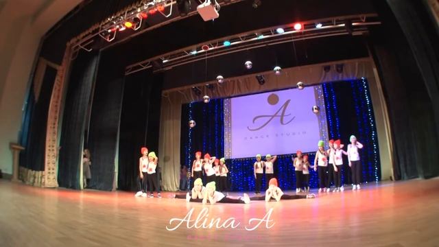 Школа танцев Алины Ахметьяновой смотреть онлайн