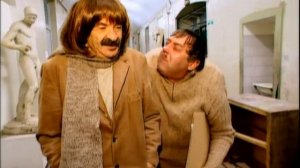 В Городке - Серия 128, Академия Художеств