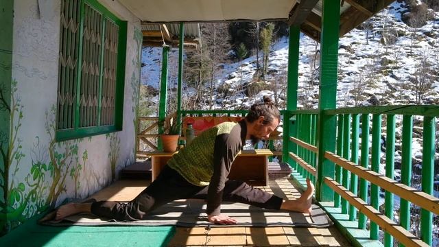 Комплекс «Мягкие лапки» Йога +миофасциальный релиз смотреть онлайн