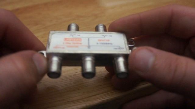 4 Way F type Splitter Features, Review and Explanation смотреть онлайн