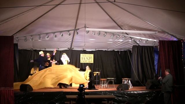 Три сестры в ожидании Годо смотреть онлайн