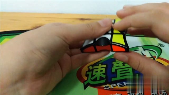 Обзор на QiYi MoFangGe 1x3x3 Spinner!!!