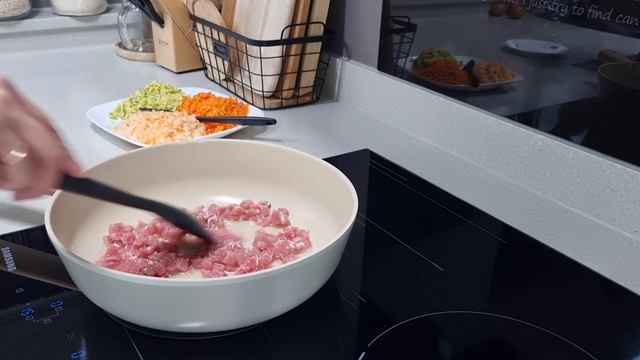 Утро буднего дня. Готовлю ужин. Будни в Корее. смотреть онлайн