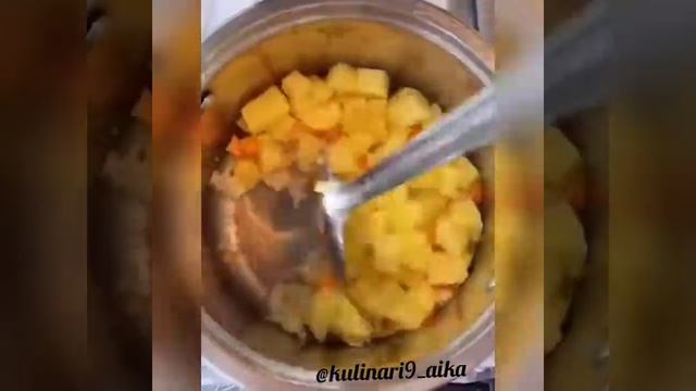 Крем суп с светной капустой.