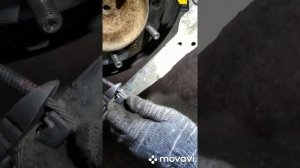 Замена задних тормозных колодок на Тойота Хайлюкс