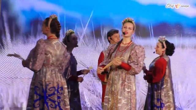 "Как земля прекрасна" - Алёна Ларькина и Образцовый ансамбль русской песни "Золотой ларец" смотреть онлайн