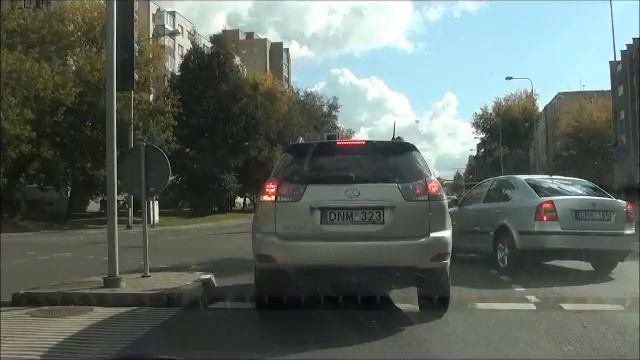 skoda octavia per raudona11.09.24.wmv смотреть онлайн