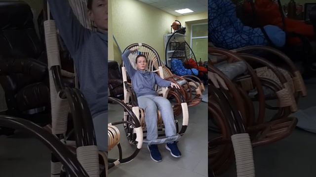 До 250 кг! Большое кресло качалка! Доставка по РФ #креслокачалка #екатеринбург #екатеринбургсейчас смотреть онлайн