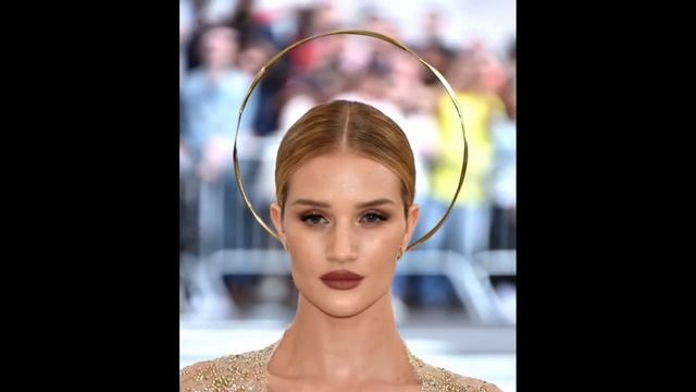 Met Gala 2018. Все наряды красной дорожки /Обзор бала Мода и религия смотреть онлайн