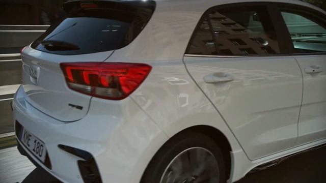 Kia Rio GT-Line -ajovideo смотреть онлайн