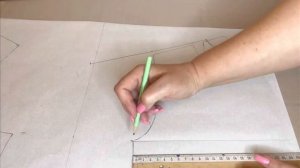 Все просто! Как построить короткий цельнокроеный рукав по базовой основе спинки.