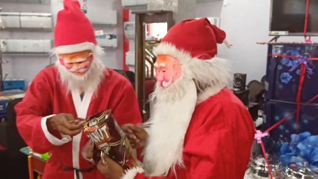 Santaclause on public in Tamil how people react JS Christ City смотреть онлайн