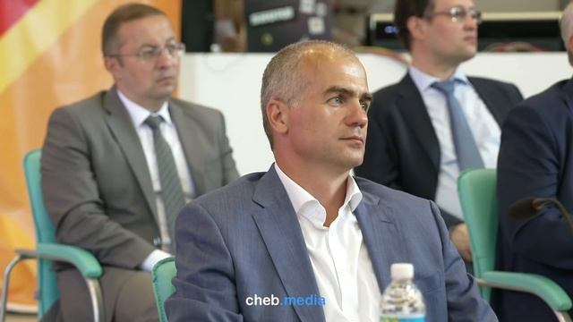 Первый президент Чувашии раскритиковал «человейники» в Чебоксарах смотреть онлайн