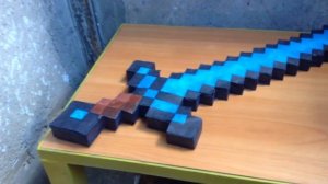 Бумажный Minecraft: Большой меч из бумаги