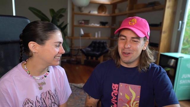 COUPLE'S REACT: Moment of Truth смотреть онлайн