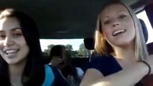 Американские девушки поют по русски