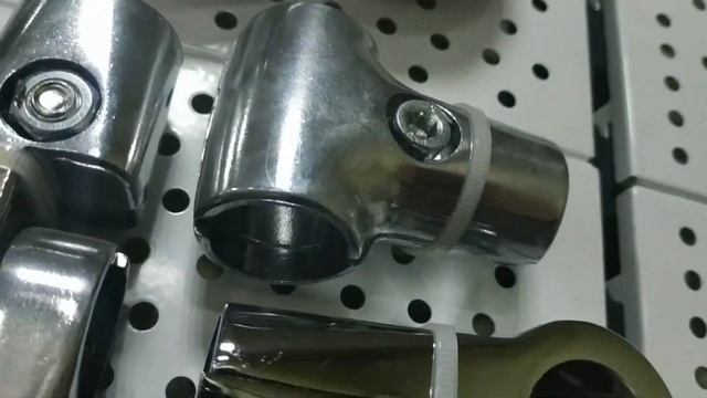 Крепеж Т-образный для двух труб диаметром 25мм.mp4 смотреть онлайн