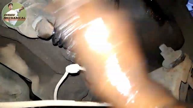 Mahindra Bolero Clutch Slave Cylinders | Hydraulics Clutch cylinder change! DURGESH YADAV смотреть онлайн